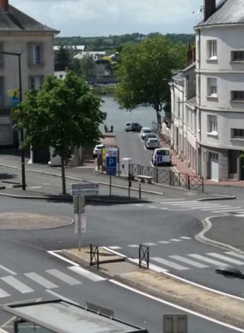 Appt 2Eme Etage Sur L'Ile De Saumur Zewnętrze zdjęcie